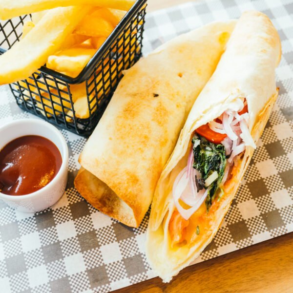 Chilly Paneer Roll
